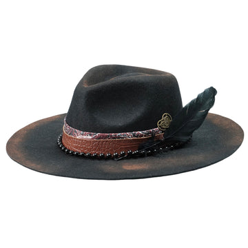 Refined Felt Hat – Minimal Shape, Tactile Details